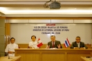The Minister of  External Affairs of Peru visited AU 2006_24
