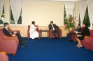 The Minister of  the Republic of  Nauru visited AU 2006_3