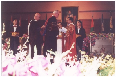 AU Graduation 2000_13