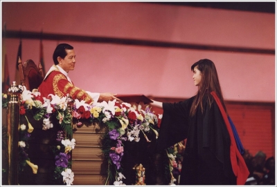 AU Graduation 2002_46