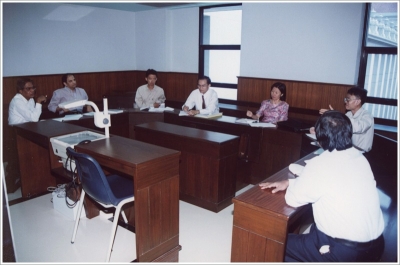 Faculty Seminar  2002_44