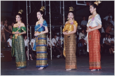 Loy Krathong Festival  2002_31
