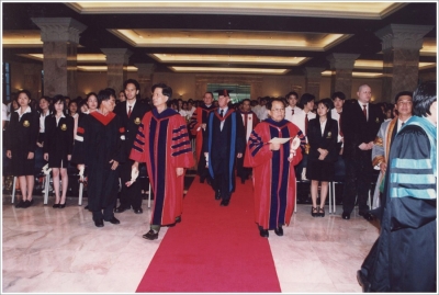 Wai Kru Ceremony and Freshmen Orientation 2003_23