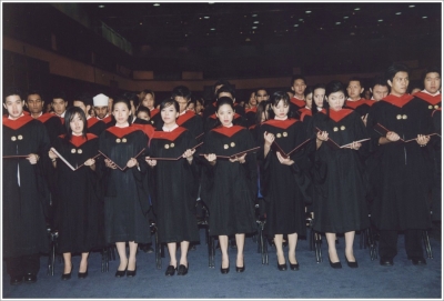 AU Graduation 2003_41