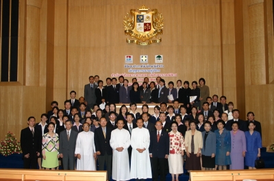 graduates of training courses executive 2004_60