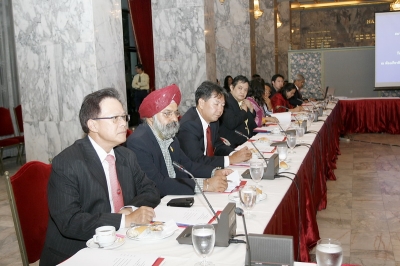 การประชุมสัญจรคณะกรรมการบริหารสมาพันธ์สมาคมศิษย์เก่า 2007_11