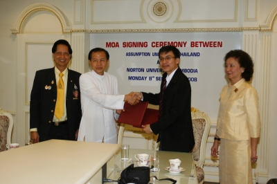 Signing Ceremony between AU and Norton University_19