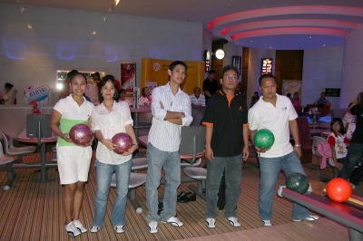 AU Family & Friends Bowling 2008_97