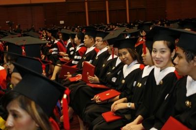 The 37th Commencement Exercises _144