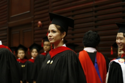 The 37th Commencement Exercises _160