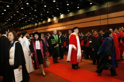 The 37th Commencement Exercises _320