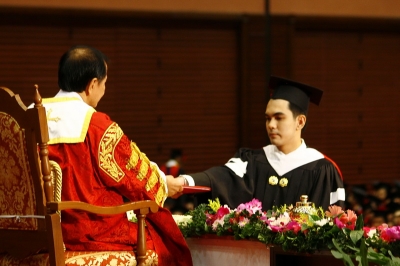 The 37th Commencement Exercises _365