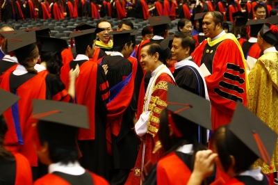 The 37th Commencement Exercises _393