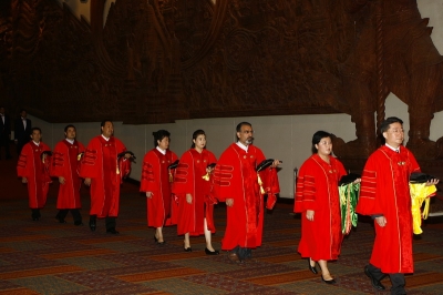 The 37th Commencement Exercises _410