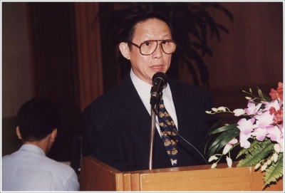 Faculty Seminar 1999_23