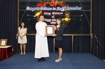 Staff of the Year Award 2011_13