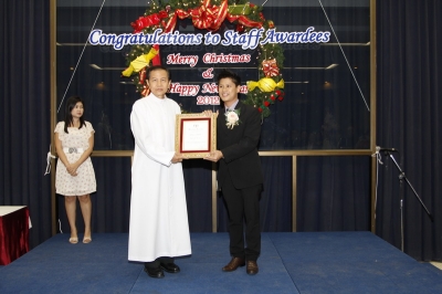 Staff of the Year Award 2011_15