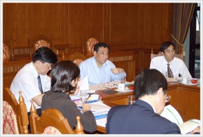 Administrators from Southwest Jiaotong University, China_126