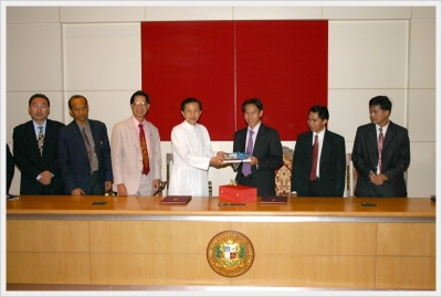 Dr. Ich Seng, Chancellor of Cambodia Mekong University, Cambodia_17
