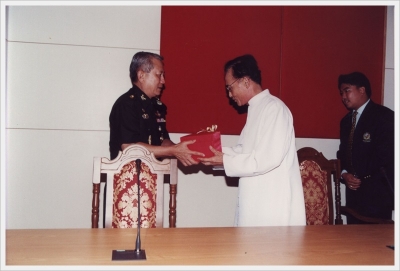 General Surayud Chulanont, Army Commander-in-Chief and Officials, visiting Suvarnabhumi Campus_25