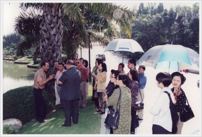ACM Voranart Apichari, Former Commander-in-chief of Royal Thai Air Force with family members and friends_2