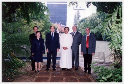 His Excellency Mr. Laurent Aublin, the Ambassador of France to Thailand visiting Hua Mak and Suvarnabhumi Campuses_10