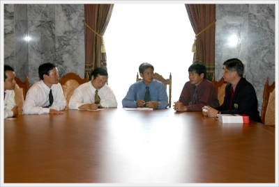 Administrators from Vietnam National University, Hanoi, Vietnam_15