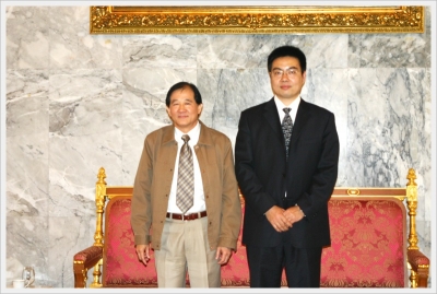 Administrators from Tsinghua University, China_4