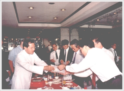 Mr. Zhang Yutai and officials from Ministry of Education_12